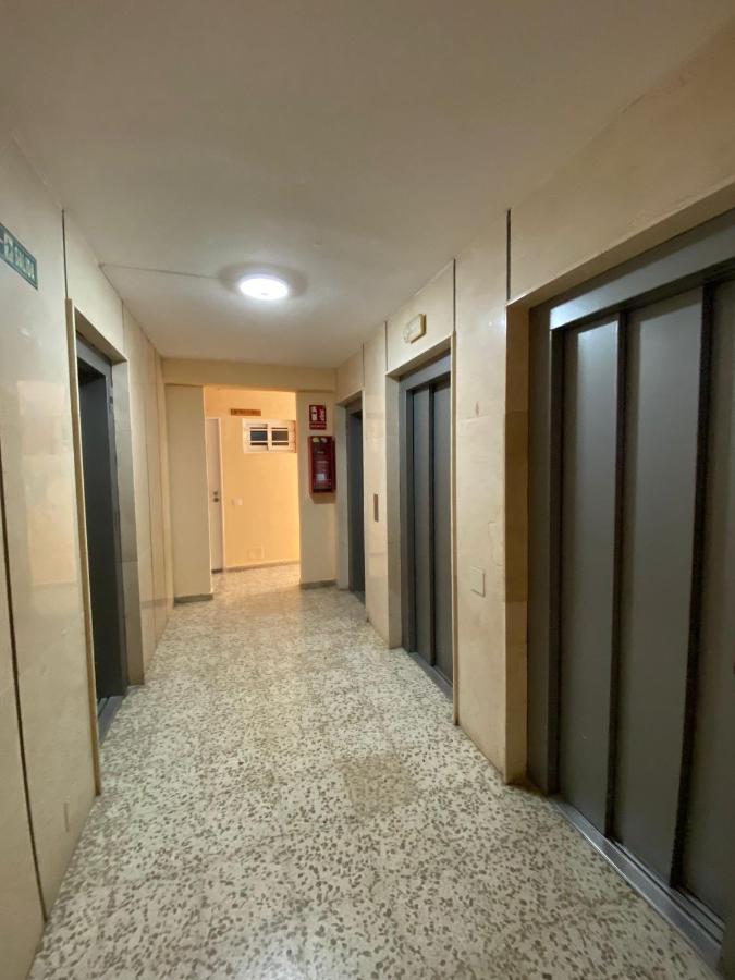 Apt Centrico Con Vistas Y Piscinas Benalmádena Exterior foto