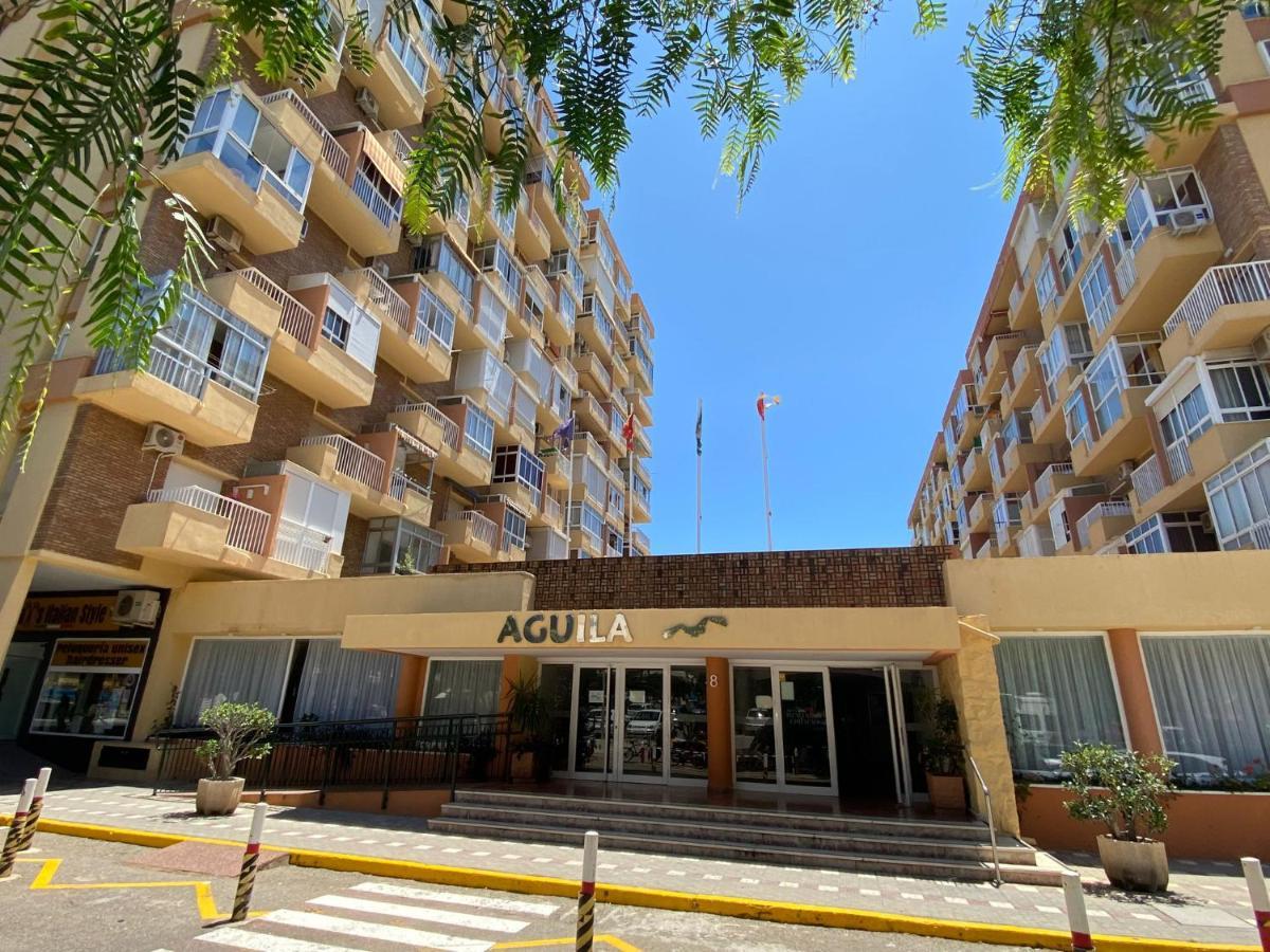 Apt Centrico Con Vistas Y Piscinas Benalmádena Exterior foto